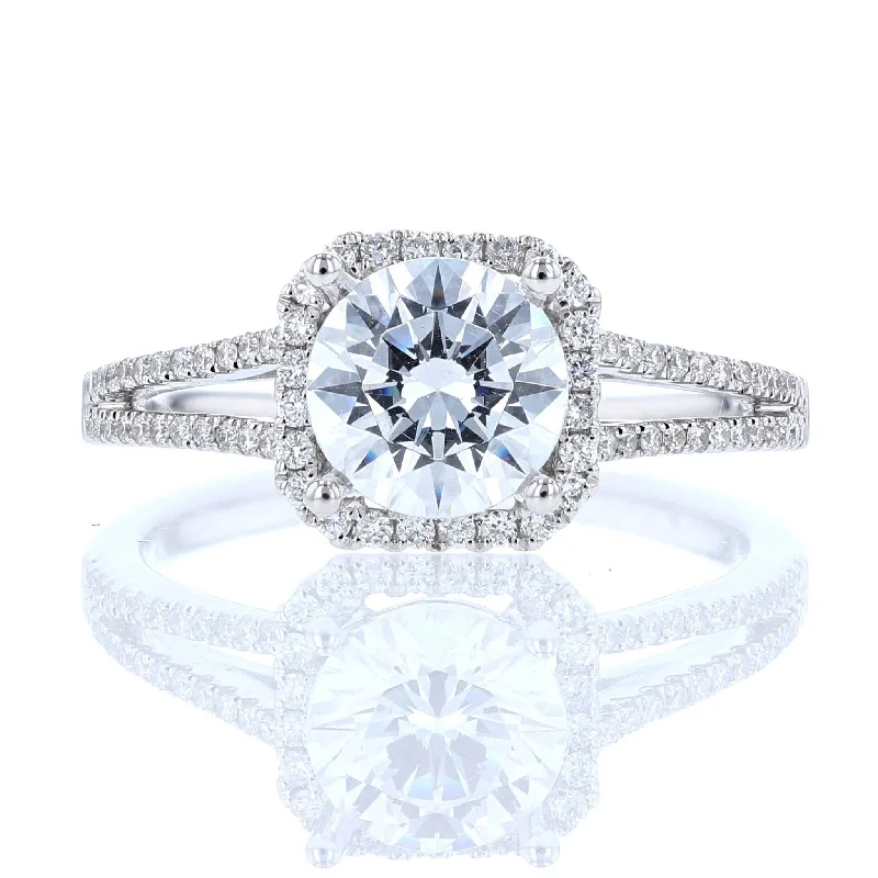 Ladies Engagement Rings Oval Glow-Split Shank Diamond Halo Engagement Ring