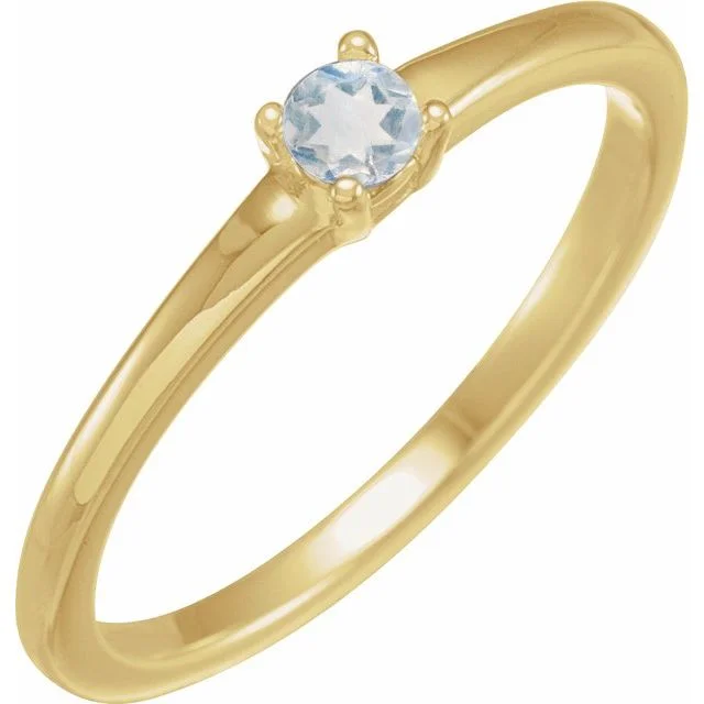 Ladies Rings Oval Spark-14K Yellow Gold Natural Blue Sheen Moonstone Ring