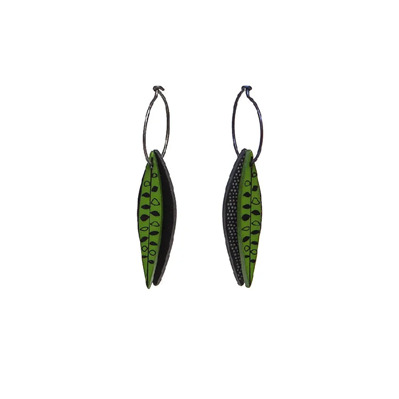 Ladies Earrings Luxe Glow-Lene Lundberg Black/Green Veined Leaf Earrings