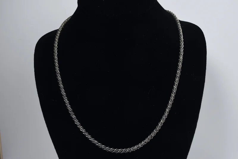 Ladies balanced grace necklaces -Vintage Sterling Silver Thick Twisted Rope Chain Necklace - 20.75"