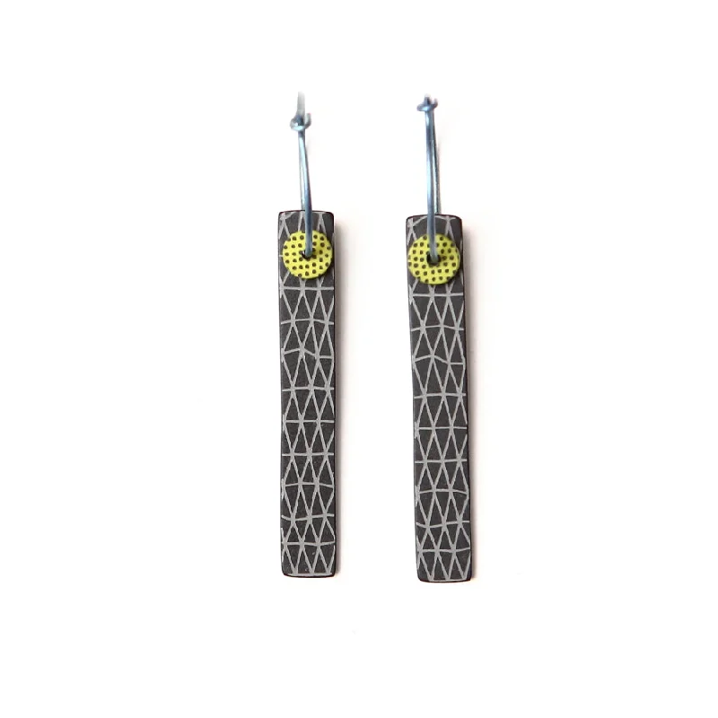 Ladies Earrings with Arrow Glow-Lene Lundberg K-Form Black/Charcoal Tab Earrings