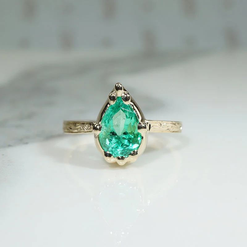 Ladies Engagement Rings with Dumortierite Glow-Vintage Vibrant Emerald Engagement Ring