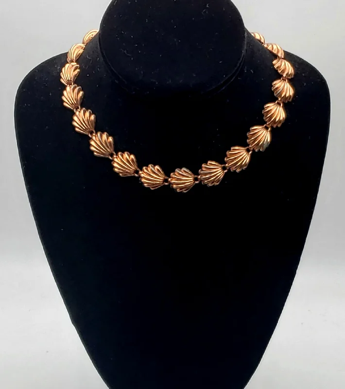 Ladies starlit wonder necklaces -Vintage Copper Shell Link Necklace - 15.5"