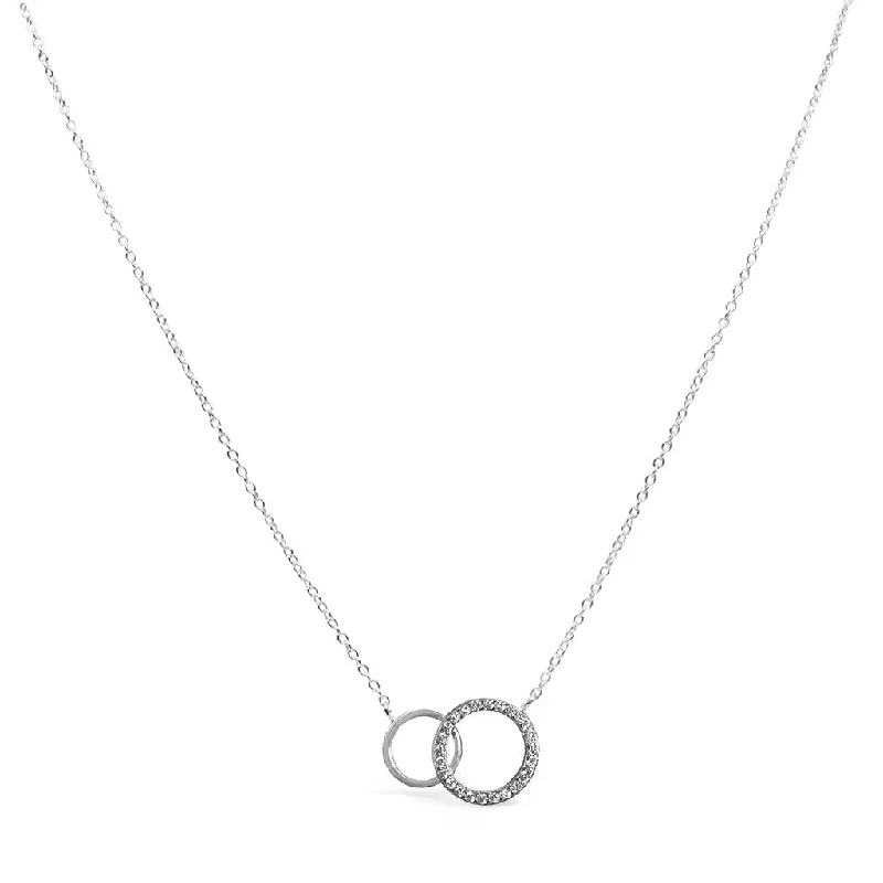 Ladies balanced harmony necklaces -Stia : Dainty Double Circle Necklace