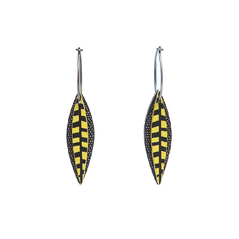 Ladies Earrings with Moon Spark-Lene Lundberg K Form Chartreuse/Black Thick Veined Long Leaf Earrings